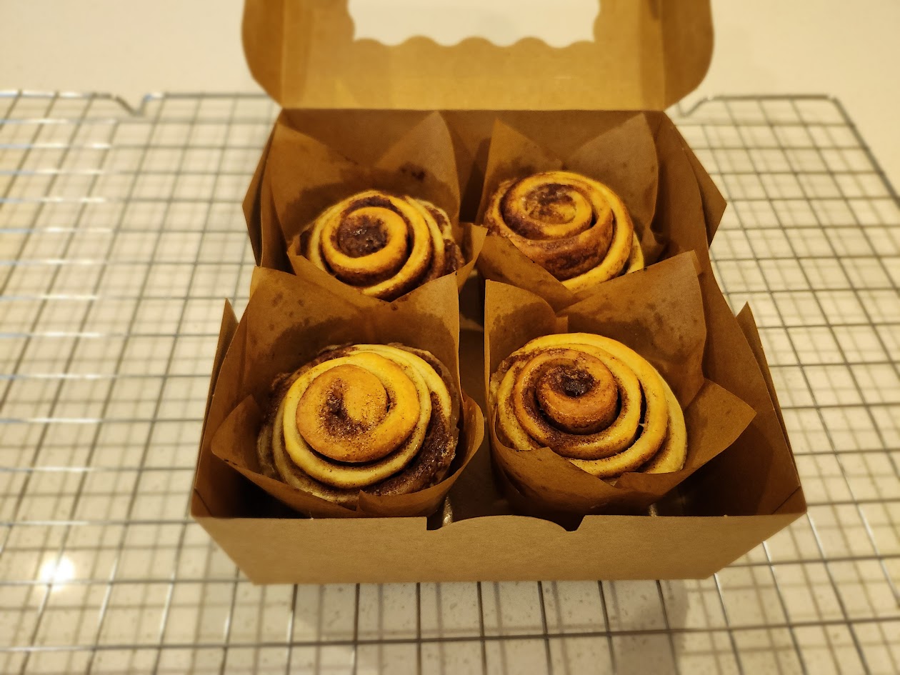 Cinnamon roll muffins